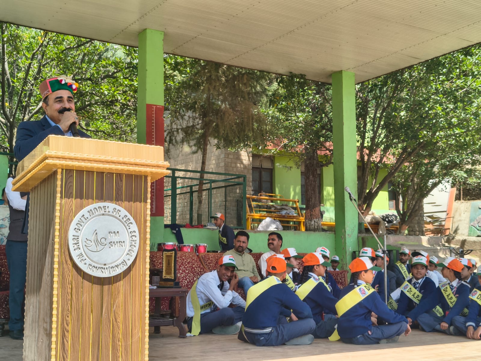Hon’ble Chairman, HPBOSE, delivering his address during his visit to GSSS Rohru.